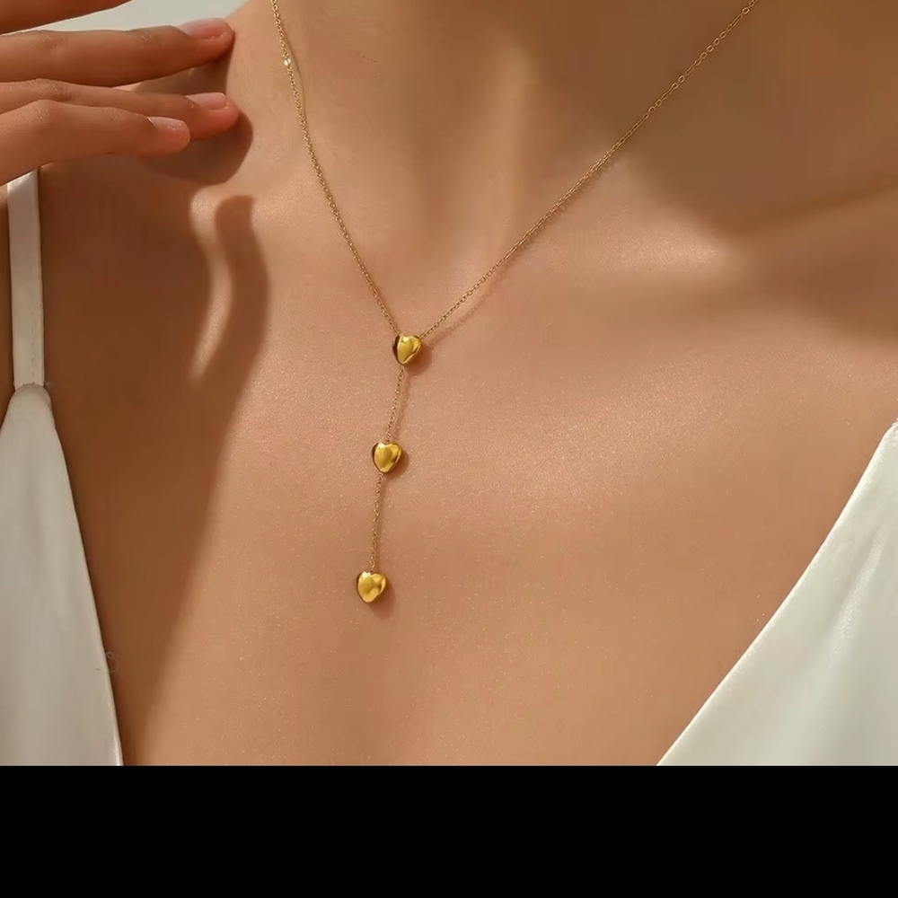 Price DroppedStainless Steel Elegant Gold Heart Necklace
